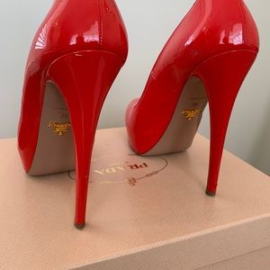 Prada Calzature Donna Lacca (red)